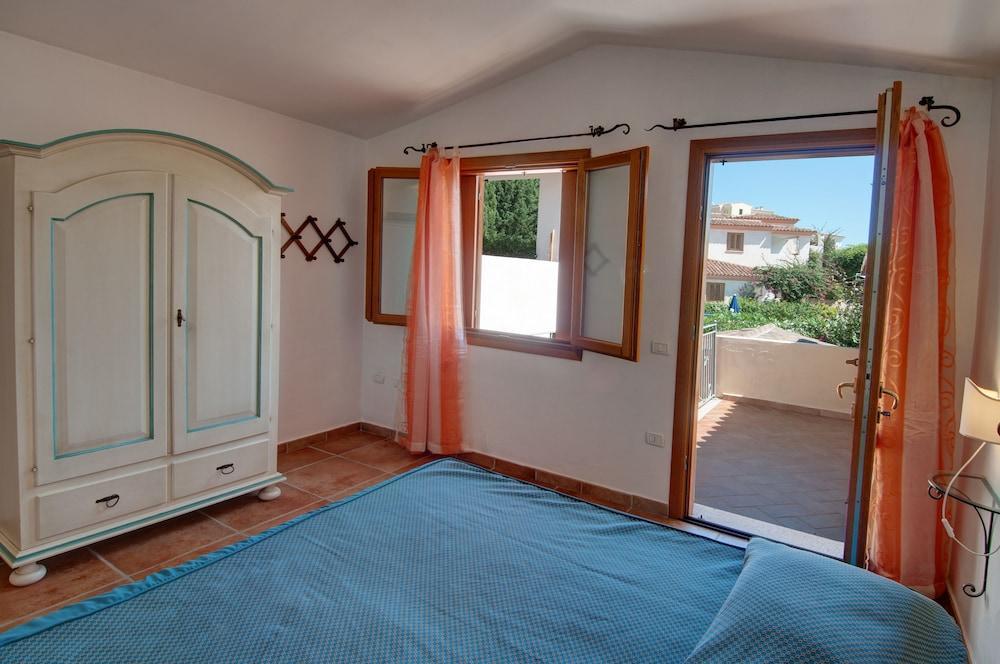 Residence Bouganvillage Budoni Bagian luar foto