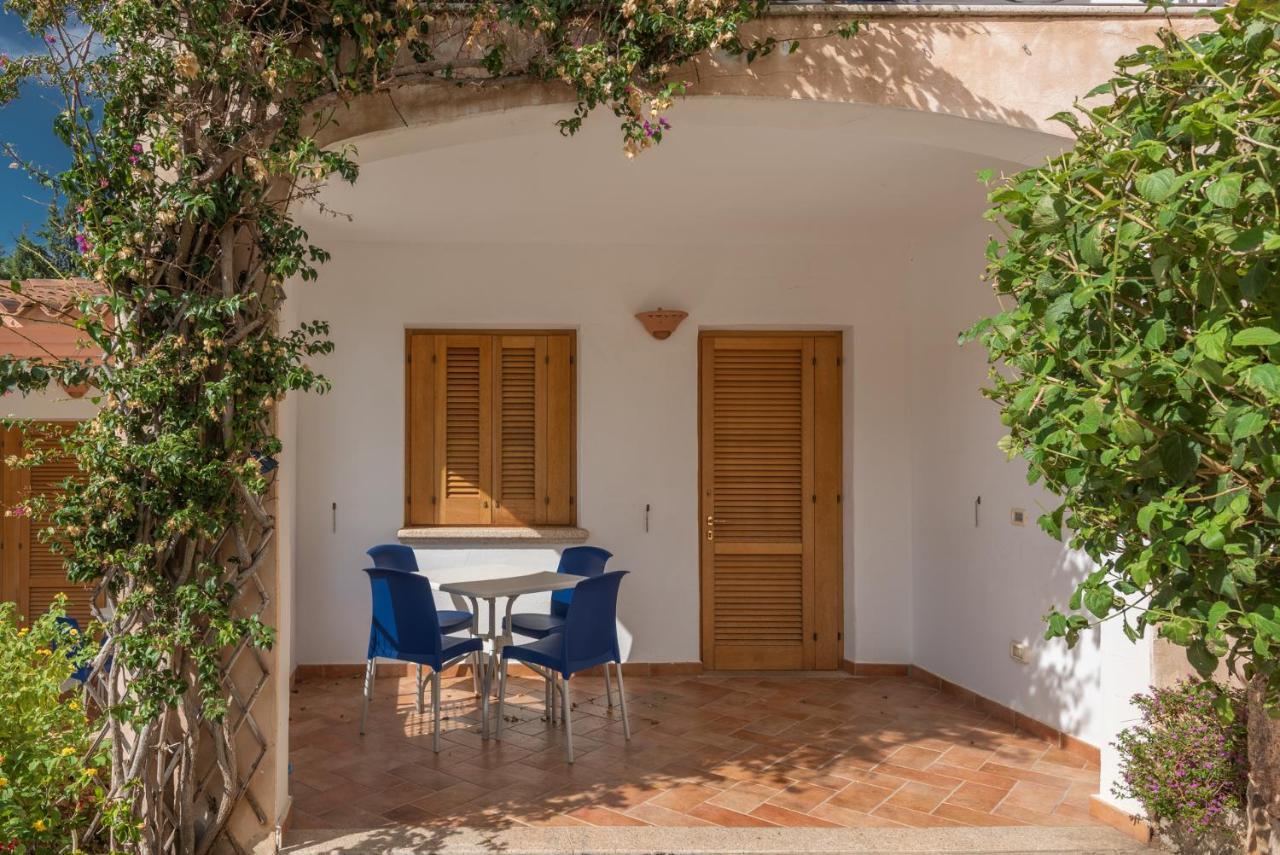 Residence Bouganvillage Budoni Bagian luar foto