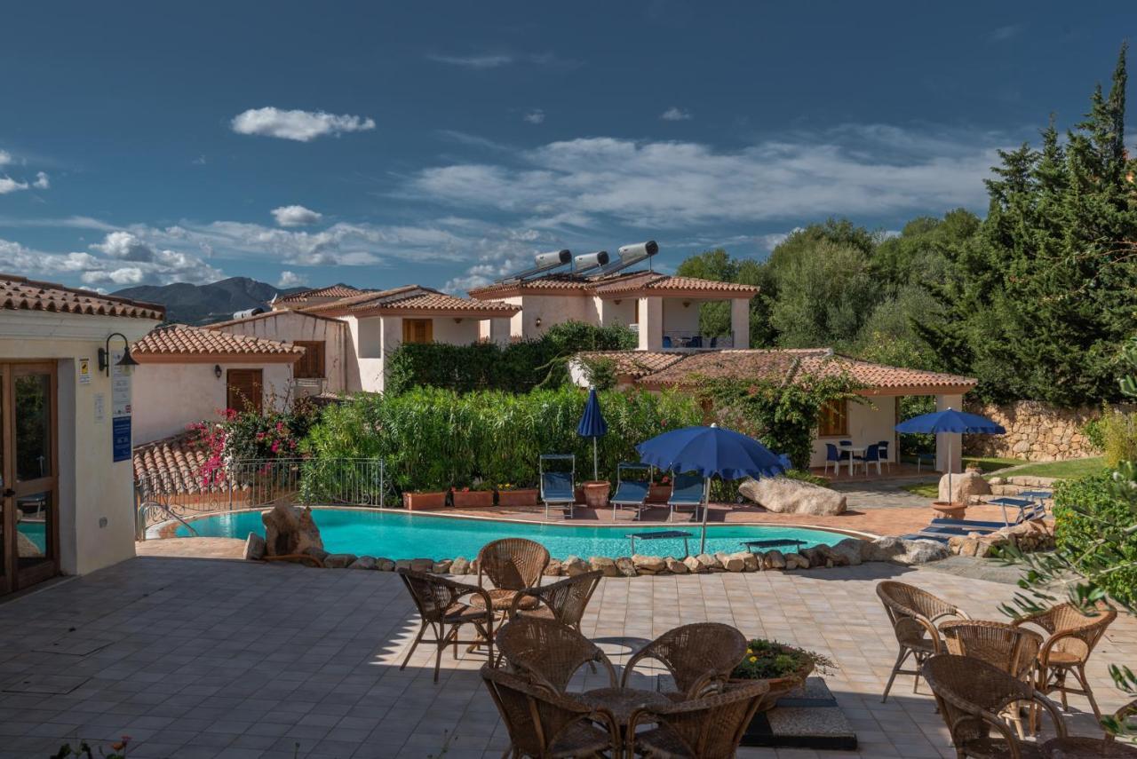 Residence Bouganvillage Budoni Bagian luar foto