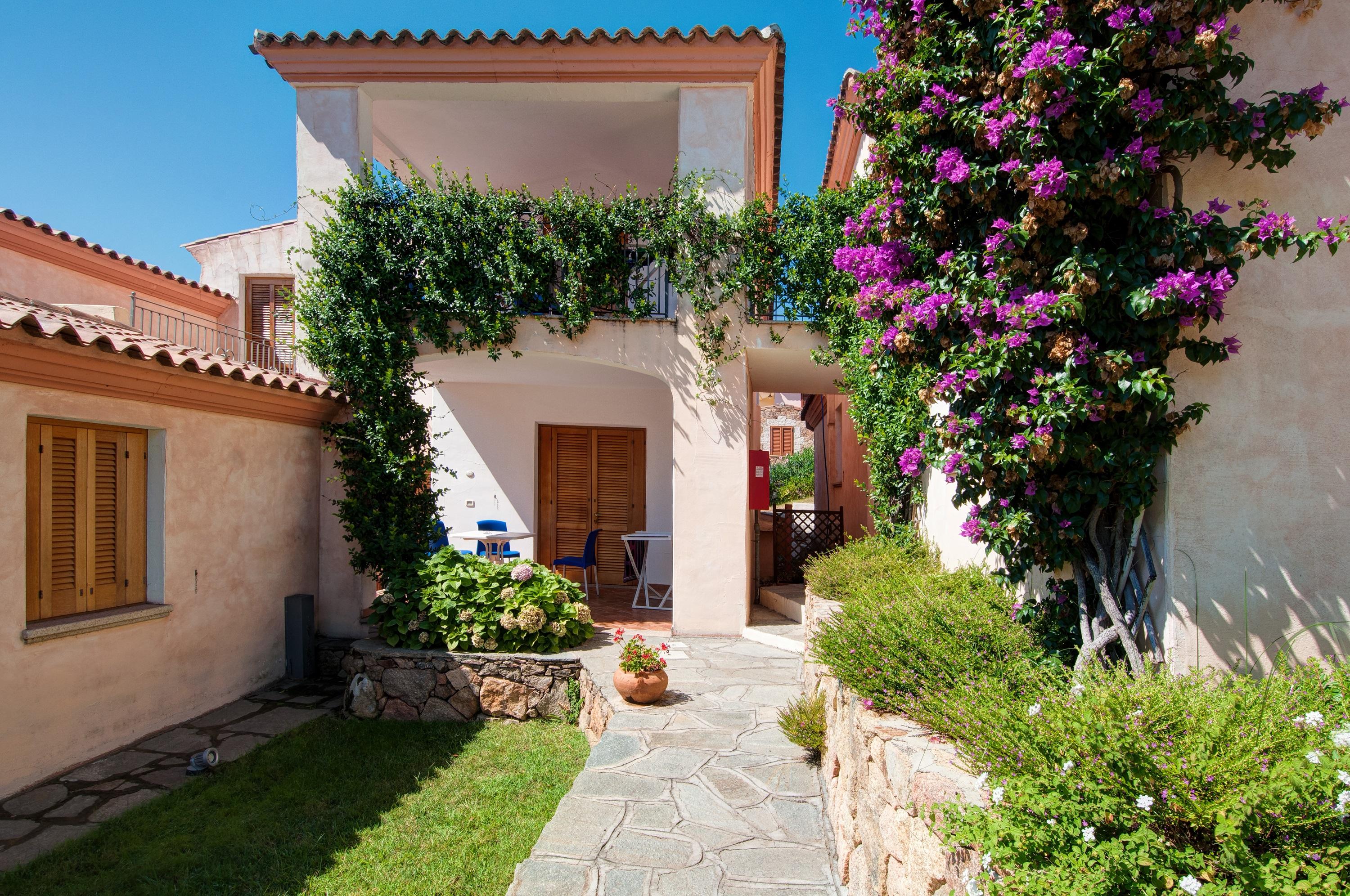 Residence Bouganvillage Budoni Bagian luar foto
