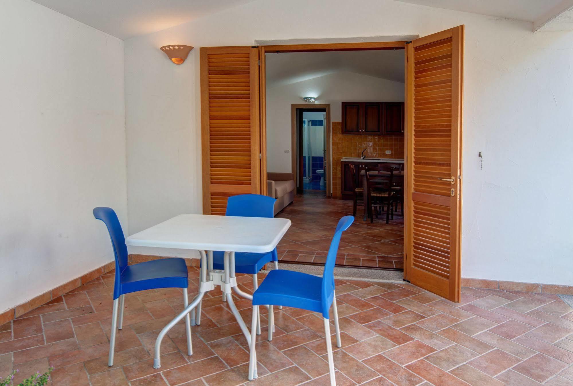 Residence Bouganvillage Budoni Bagian luar foto